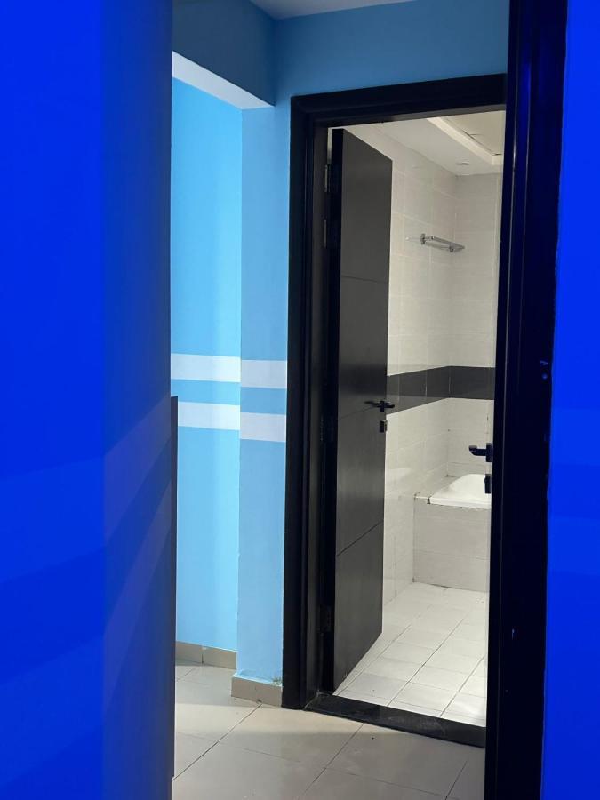 Deluxe Loft Rooms Near Burjuman Metro Station , Bur دبي المظهر الخارجي الصورة
